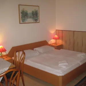 Happyhostel Guest house
