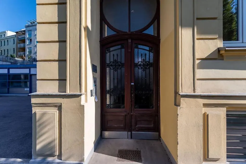 Compact Studio Near Center By Hm Vienna Austria